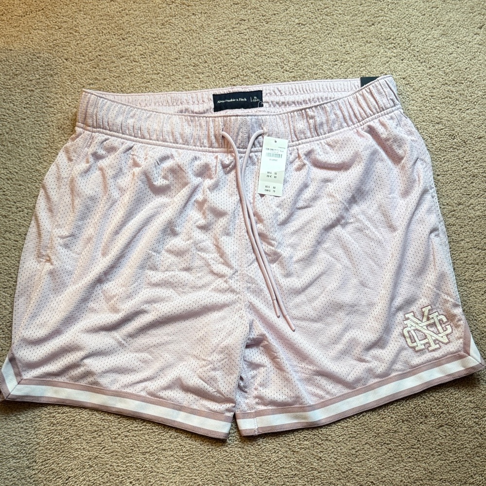 Abercrombie & Fitch men’s athletic mesh shorts